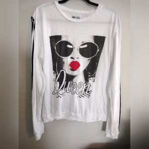 On Fire White Long Sleeve 'Queen' Graphic Tee with Red Lips